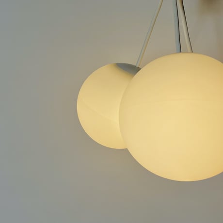 USED SILICONE 3BALLS PENDANT LAMP