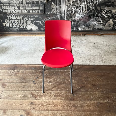 USED ”OKAMURA” PLASTICS CHAIR