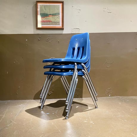 USED “VIRCO / 9000 CHAIR” STACKING CHAIR