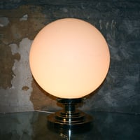 SPHERE GLASS TABLE LAMP