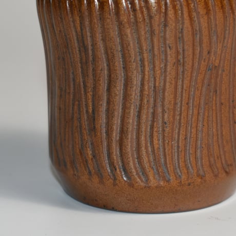 USED CERAMIC FLOWER VASE