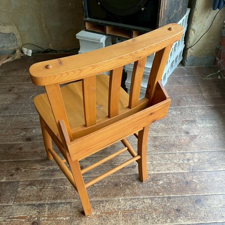 USED WOODEN CHURCH CHAIR