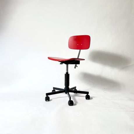 USED WOODEN DESK CHAIR