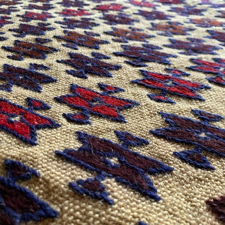VINTAGE PAKISTAN RUG