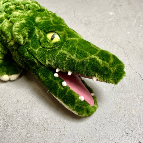 USED “WISHPETS” STUFFED CROCODILE