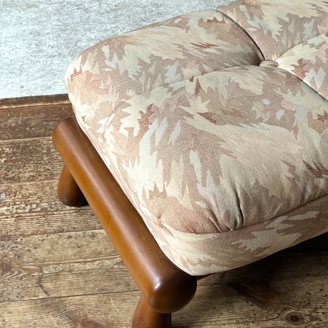 JAPAN USED WOODEN LEG PATTERN FABRIC STOOL