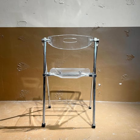 USED "ARBOL" ALUMINUM FLAME ACRYLIC FOLDING CHAIR