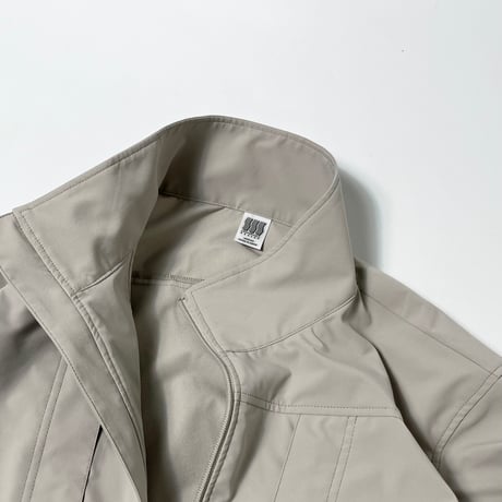 COMFORTABLE REASON "Stand Zip Stretch Jacket"