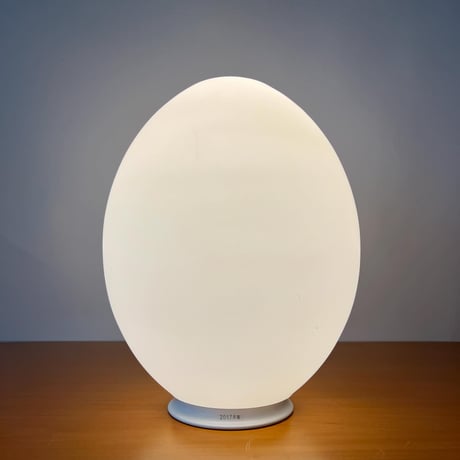 JAPAN USED GLASS SHADE EGG TABLE LAMP