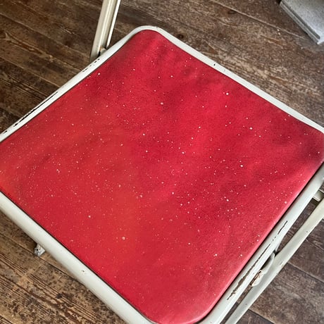 VINTAGE MID CENTURY FOLDING CHAIR