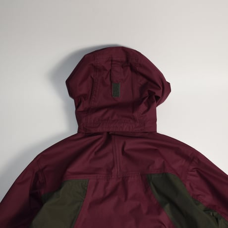 USED "HI-TEC" SHELL JACKET