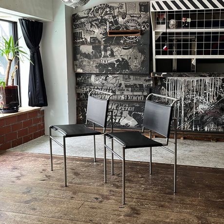 USED STEEL FRAME VINYL LEATHER CHAIR