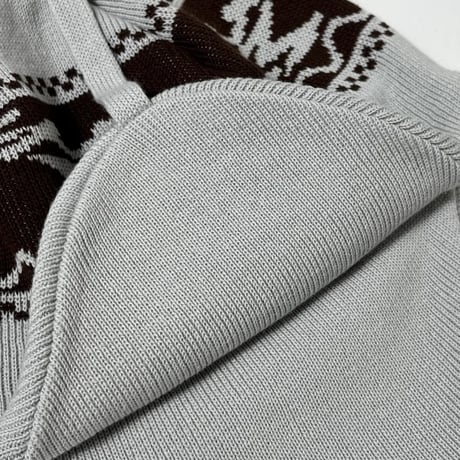 COMFORTABLE REASON "Dub Eﬀect Ear Flap"