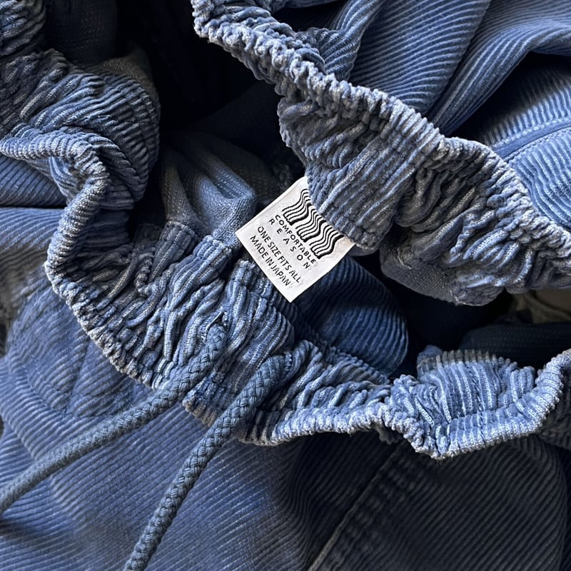 COMFORTABLE REASON “Fade Cord Shorts” | CopyAr