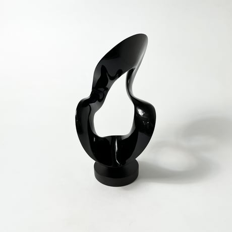 USED “DV D’SIGN” ABSTRACT WAVE OBJECT