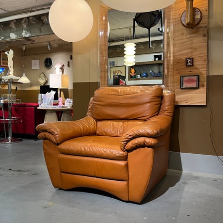 USED / “NICOLETTI" LEATHER 1P SOFA
