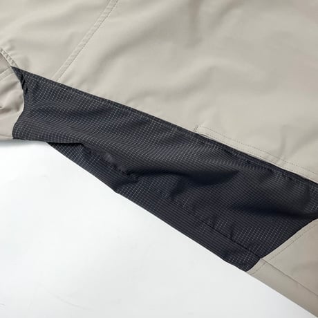 COMFORTABLE REASON "Stand Zip Stretch Jacket"