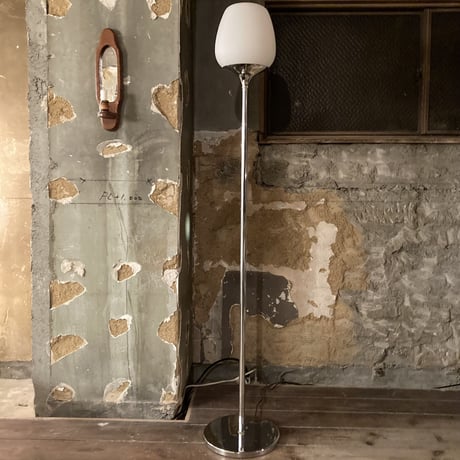 VINTAGE GLASS SHADE IRON FLOOR LAMP