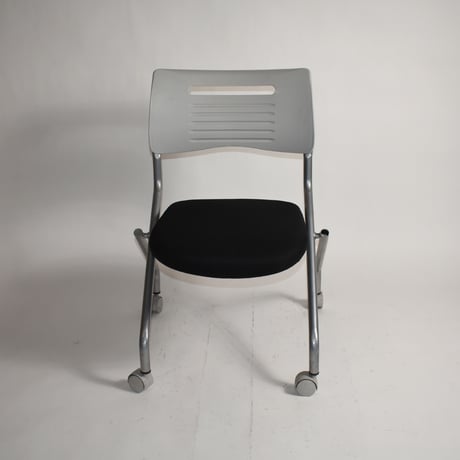 USED STACKING CARRY CHAIR