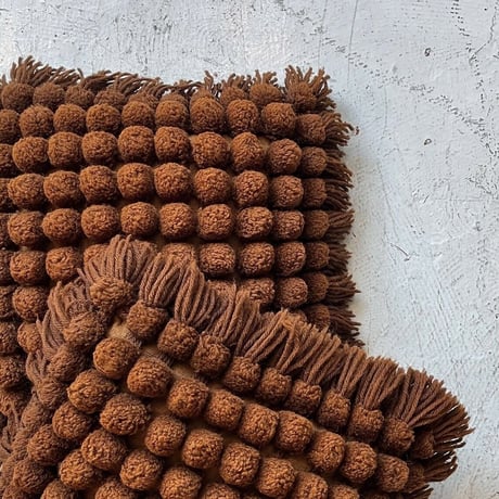 CLUSTER CUSHION