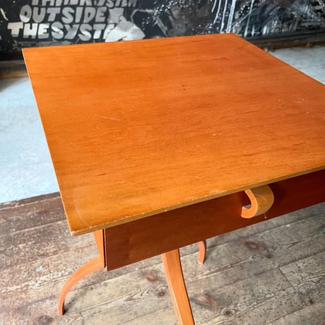 USED WOODEN SIDE TABLE