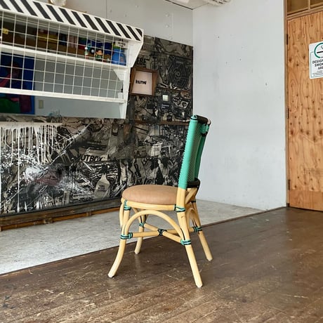 JAPAN USED "OLIVER" WOODEN & VINYL LEATHER CHAIR
