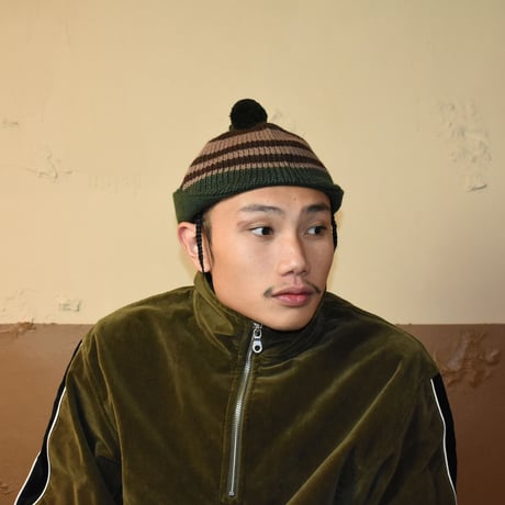 COMFORTABLE REASON "Ear Flap Knit Cap"