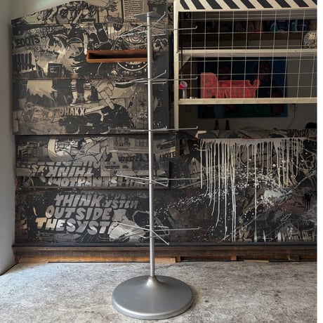 USED STEEL POLE HANGER RACK