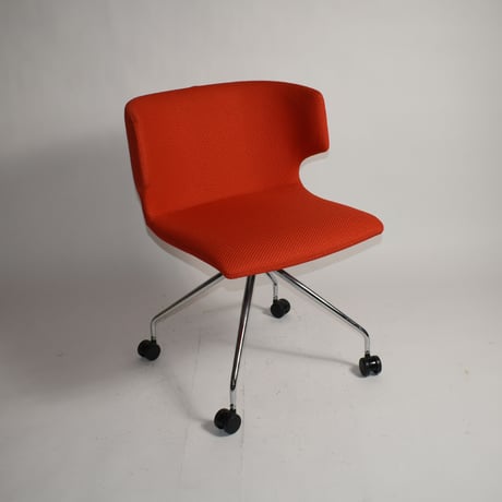JAPAN USED IRON LEG MESH SEAT CARRY CHAIR