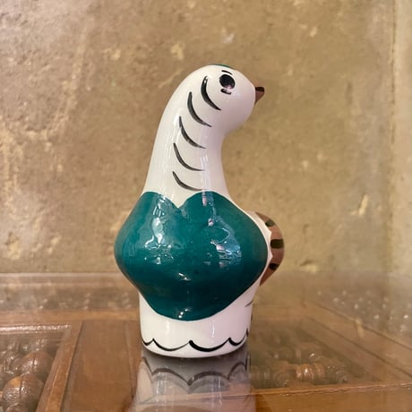 USED CERAMIC BIRD SCULPTURE