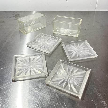 VINTAGE MID CENTURY ACRYLIC COASTER SET