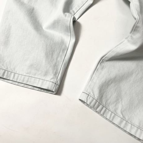 COMFORTABLE REASON "Surface Dyed Denim”