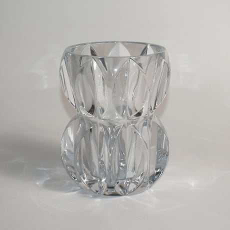 USED TEXTURE GLASS CONTAINER