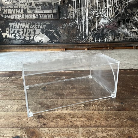 USED TRANSPARENT ACRYLIC CASE