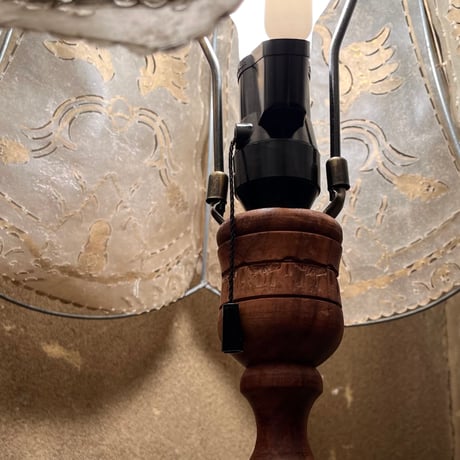 USED CAMEL SKIN SHADE WODDEN TABLE LAMP