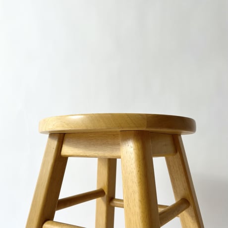 USED WOODEN HI-STOOL