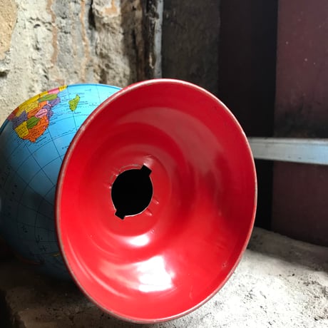 USED 60'S TIN GLOBE PIGGY BANK