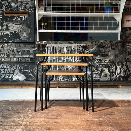 USED METAL LEG WOODEN TOP BOARD NESTING TABLE