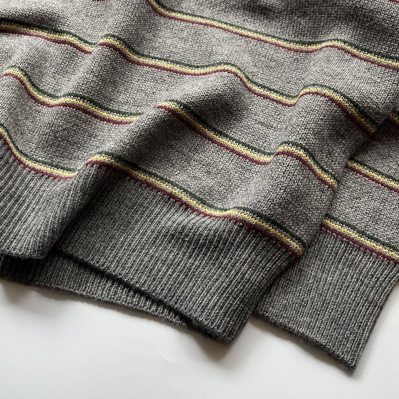 コンフォータブルリーズン Pinstripe Rasta Sweater COMFORTABLE REASON “Pinstripe Rasta Sweater” |