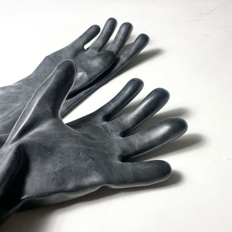 USED CHEMICAL PROTECTIVE RUBBER GLOVE