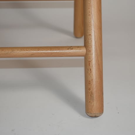 USED WOODEN FOLDING CHAIR