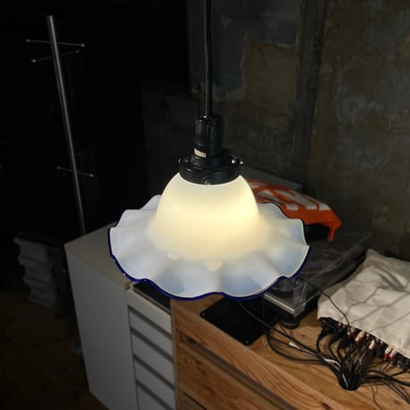 USED GLASS SHADE PENDANT LAMP