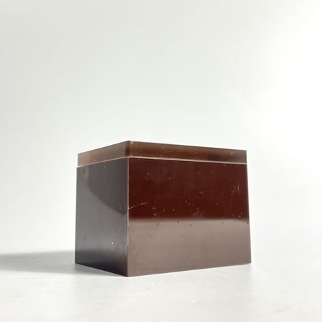 USED ACLYIC CASE