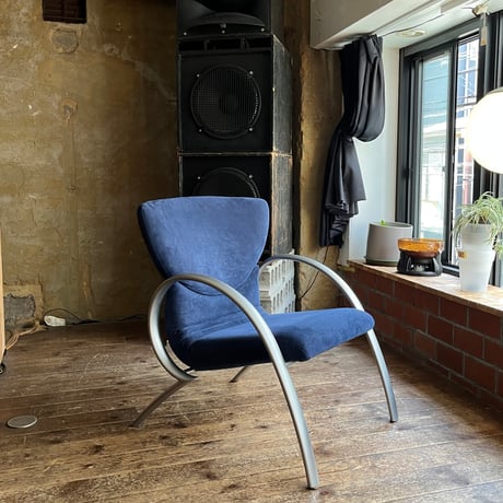 VINTAGE 80’S-90’S “ROLF BENZ” ALUMINUM FRAME SUEDE LOUNGE CHAIR