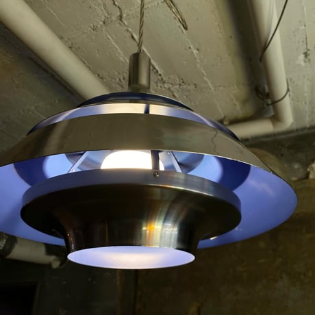 USED METAL SHADE PENDANT LAMP