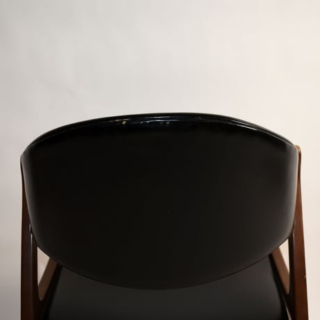 VINTAGE 60'S "KOTOBUKI" WOODEN LEG LEATHER SEAT