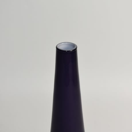 USED GLASS SINGLE FLOWER VASE