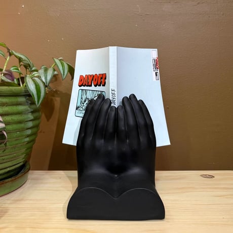 USED HANDS SCULPTURE