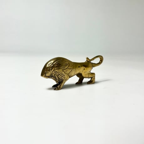 USED BRASS LION FIGURE