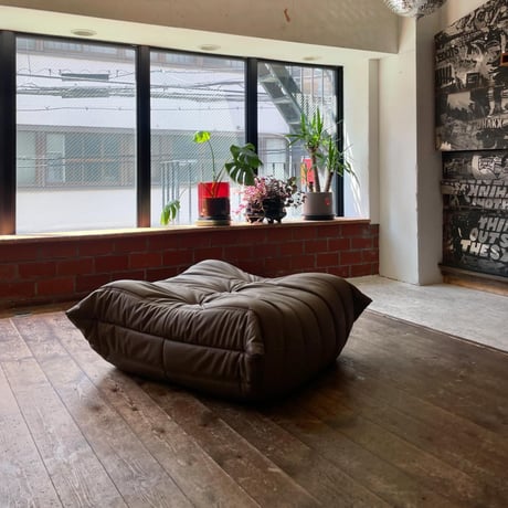 USED "LIGNE ROSET" TOGO OTTOMAN